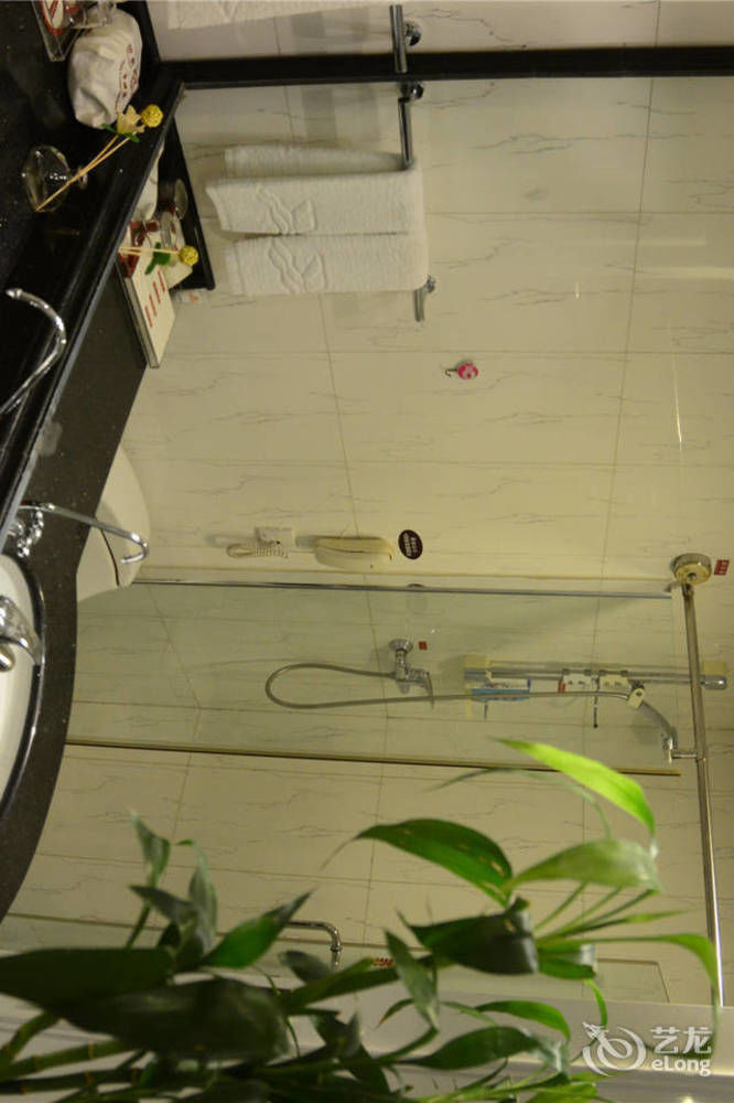 Yijing Holiday Hotel Yimeng Road Linyi  エクステリア 写真