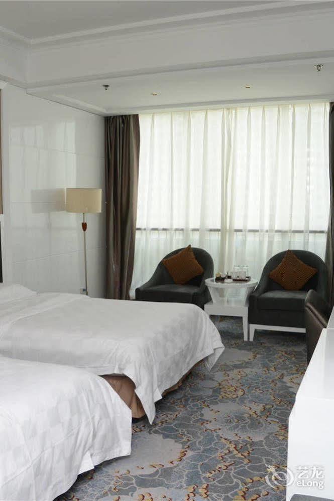 Yijing Holiday Hotel Yimeng Road Linyi  エクステリア 写真