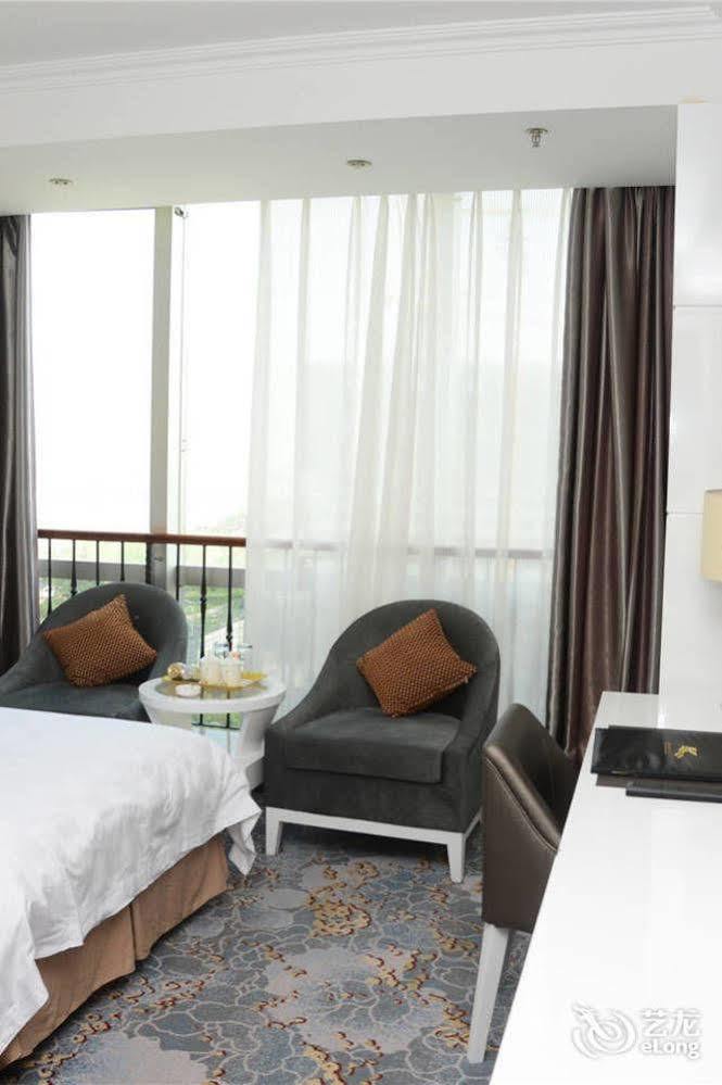 Yijing Holiday Hotel Yimeng Road Linyi  エクステリア 写真